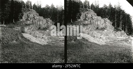 Lausitzer Bergland östlich von Seifhennersdorf. Stolleberg. Verfügbar Basaltsteinbruch auf der Südseite Stockfoto