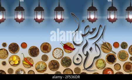 Ramadan Kareem in arabischer Sprache geschrieben und um ihn herum eine Gruppe von Gerichten mit Gewürzen und Lebensmittelzutaten. Stockfoto