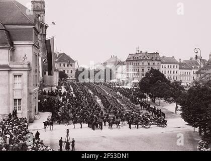 Parade des Husarenregiments Nr. 20 der Königlich Sächsischen Armee 3rd auf dem Getreidemarkt in Bautzen anlässlich seiner Sammlung in die barbaraca saic Stockfoto