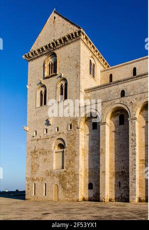 Geographie / Reisen, Kathedrale San Nicola Pellegrino, Trani, Baujahr 1099 / 1200, Außenansicht, Italien, A, Additional-Rights-Clearance-Info-not-available Stockfoto