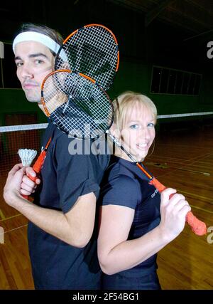 NATHAN ROBERTSON UND GAIL EMMS IM NATIONALEN BADMINTONZENTRUM MILTON KEYNES 4/3/2005 BILD DAVID ASHDOWNBADMINTON Stockfoto