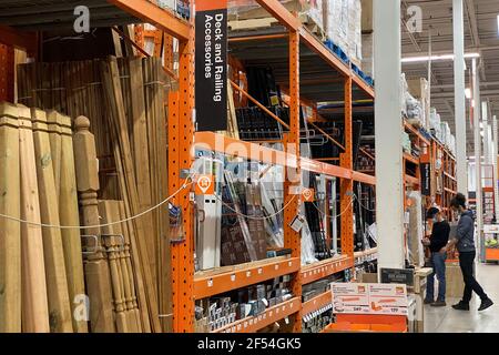 Home Depot Filiale In Toronto Kanada Stockfotografie Alamy