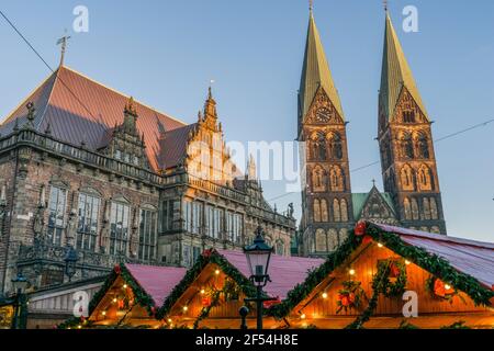 Geographie / Reisen, Deutschland, Bremen, Weihnachtsmarkt am Abend, Zusatz-Rechteklärung-Info-nicht-verfügbar Stockfoto