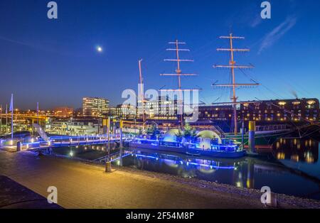 Geografie / Reisen, Deutschland, Bremen, historische Schlachte-Promenade an der Weser am Abend, Zusatz-Rights-Clearance-Info-Not-available Stockfoto