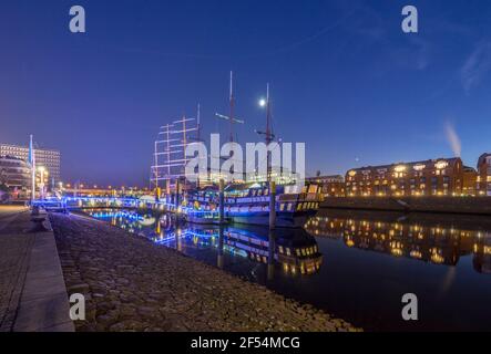 Geografie / Reisen, Deutschland, Bremen, historische Schlachte-Promenade an der Weser am Abend, Zusatz-Rights-Clearance-Info-Not-available Stockfoto