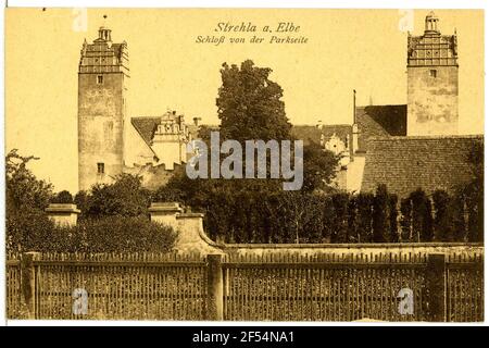 Schloss von der Parkseite Strehla. Schloss von der Parkseite Stockfoto