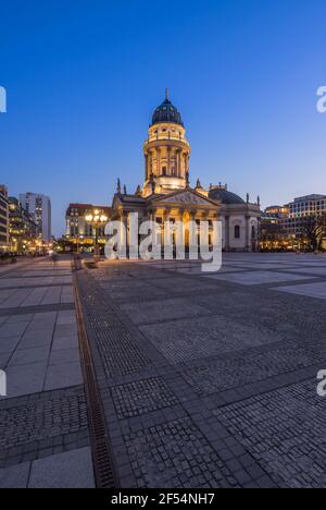 Geographie / Reisen, Deutschland, Berlin, Deutscher Dom am Gendarmenmarkt am Abend, Zusatz-Rights-Clearance-Info-Not-available Stockfoto