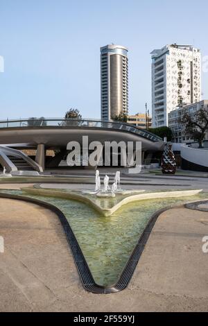 Die moderne und futuristische Architektur des Eleftheria Platzes in Nikosia Die Hauptstadt von Zypern Stockfoto