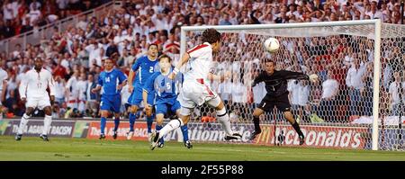 ENGLAND V SLOWAKEI AM RIVERSIDE STADION MIDDLESBROUGH 11/6/2003 BILD DAVID ASHDOWNENGLAND FUSSBALL Stockfoto