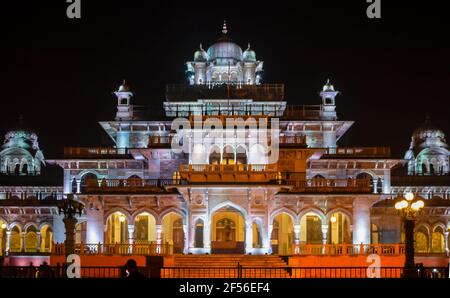 Nachtansicht Des Albert Hall Museums. Stockfoto