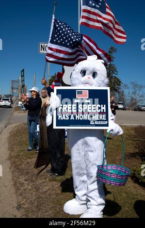 Eine Anti-Zensur-Kundgebung auf Cape Cod, USA. Bekämpfung der Zensur herausragen. Stockfoto