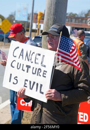 Eine Anti-Zensur-Kundgebung auf Cape Cod, USA. Bekämpfung der Zensur herausragen. Stockfoto