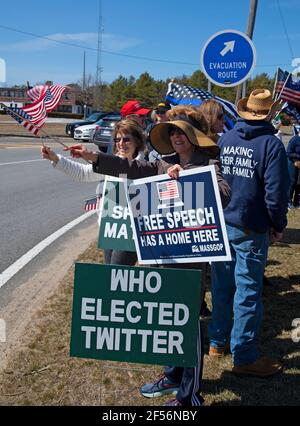 Eine Anti-Zensur-Kundgebung auf Cape Cod, USA. Bekämpfung der Zensur herausragen. Stockfoto
