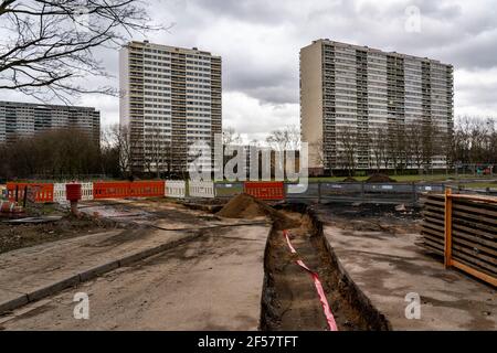 Duisburg-Hochheide, Großbaugebiet Wohnpark Hochheide, 6 20-geschossige Hochhäuser mit über 1440 Wohnungen, ab dem 1970s ein Hochhaus Stockfoto