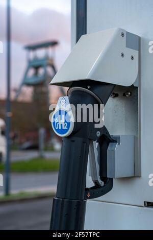 Wasserstofftankstelle im Wasserstoff-Kompetenzzentrum Hertern, H2Herten, auf dem Gelände des stillgefahrenen Bergwerks Ewald in Herten, NRW. Stockfoto