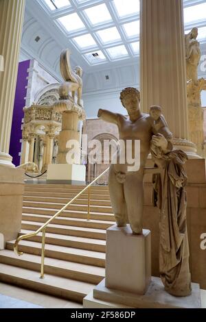 Hall of Architecture mit Gipsabgüssen von architektonischen Meisterwerk um Welt.Carnegie Museum of Art.Pittsburgh.Pennsylvania.USA Stockfoto