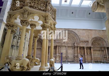 Hall of Architecture mit Gipsabgüssen von architektonischen Meisterwerk um Welt.Carnegie Museum of Art.Pittsburgh.Pennsylvania.USA Stockfoto