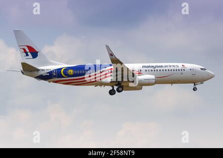 Kuala Lumpur, Malaysia – 21. Januar 2018: Malaysia Airlines Boeing 737-800 am Flughafen Kuala Lumpur (KUL) in Malaysia. Boeing ist eine Flugzeugmanufaktur Stockfoto