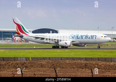 Jakarta, Indonesien – 27. Januar 2018: SriLankan Airlines Airbus A330 am Flughafen Jakarta (CGK) in Indonesien. Airbus ist ein Flugzeughersteller von T Stockfoto