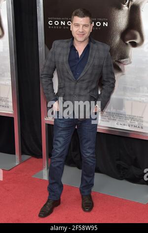 New York, NY, 16th. Dezember 2015, Tom Murro nimmt an der 'Gehirnerschütterung'-Premiere Teil, die am AMC Loews Lincoln Square eingeht Stockfoto