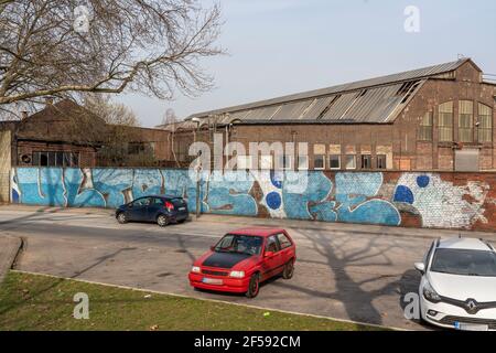 Bundesliga-Fußballverein FC Schalke 04, die Schalker-Meile, Traditionsmeile, Kurt-Schumacher-Straße in Gelsenkirchen-Schalke, Graffiti, Logo Stockfoto