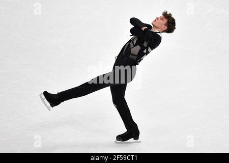 STOCKHOLM 20210325 Lukas Britschgi aus der Schweiz während des Männer-Kurzprogramms bei den ISU-Eiskunstlauf-Weltmeisterschaften in Schweden am donnerstag. Foto Jessica Gow / TT kod 10070 Stockfoto