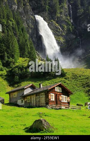 Geographie / Reisen, Schweiz, Staeubifall, 100 m, Alp Aesch, Uri, Additional-Rights-Clearance-Info-Not-Available Stockfoto