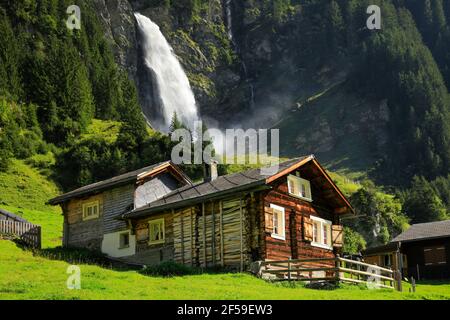 Geographie / Reisen, Schweiz, Staeubifall, 100 m, Alp Aesch, Uri, Additional-Rights-Clearance-Info-Not-Available Stockfoto