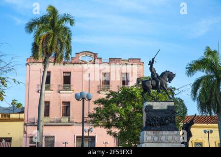 Kuba, Provinz Camaguey, Camaguey, Ignacio Agramonte, Bronze Reiterstatue von Agramonte Stockfoto