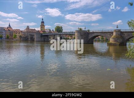 Geographie / Reisen, Deutschland, Kitzingen, Alte Mainbrücke, Pippinsbrücke, Additional-Rights-Clearance-Info-Not-Available Stockfoto