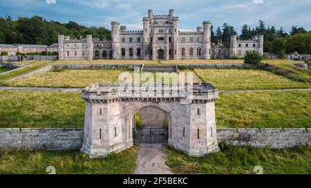 Luftaufnahme von Lowther Castle, Penrith, im Lake District, Cumbria, UK Stockfoto