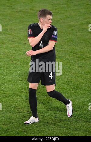 Duisburg, Deutschland. März 2021, 25th. Matthias Ginter (Deutschland). GES./Fussball/WM-Qualifikation: Deutschland - Island, 25.03.2021 Fußball/Fussball: WM Qualifikationsspiel: Deutschland gegen Island, Duisburg, Deutschland, 25. März 2021 Quelle: dpa/Alamy Live News Stockfoto