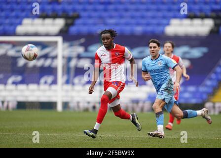 Admiral Muskwe (Leihgabe von Leicester City) Von Wycombe Wanderers & Matthew James (Leihweise von Leicester City) Von Coventry City während der Sky Bet CH Stockfoto