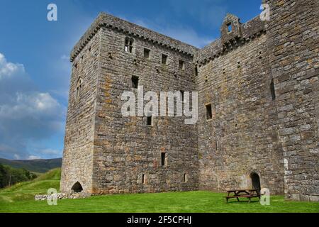 Hermitage Castle, eine frühe mittelalterliche Burg auf der schottischen Grenze der Grafen von Douglas und rothwell Stockfoto