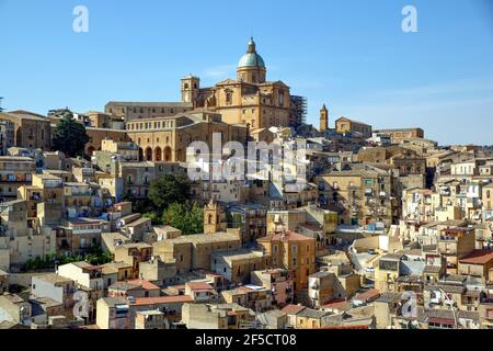 Geographie / Reisen, Italien, Ansicht der Stadt piazza Armerina, Provinz Enna, Sizilien, Italien, Additional-Rights-Clearance-Info-not-available Stockfoto