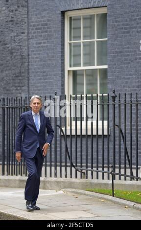 Philip Hammond MP - ehemaliger Schatzkanzler in Downing Street, September 2019 Stockfoto