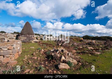 Coili Sa Bovida, Schafstall, basaltischen Hochebene Giara di Gesturi, Marmilla, Provinz Medio Campidano, Sardinien, Italien Stockfoto