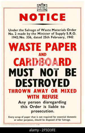 British, WW2, Recycling Poster: Altpapier und Karton dürfen nicht zerstört werden, 1942-1945 Stockfoto