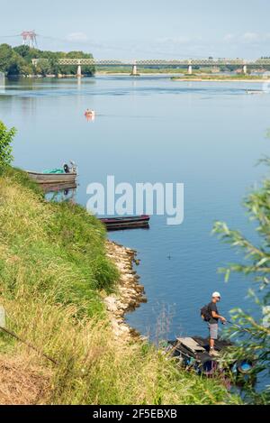 Das wunderschöne Dorf Candes St Martin, in dem sich das Hotel befindet Der Zusammenfluss der Loire und der Vienne Die Region Indre et Loire in Frankreich Stockfoto