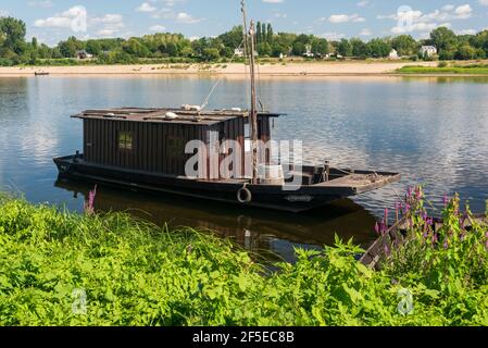 Das wunderschöne Dorf Candes St Martin, in dem sich das Hotel befindet Der Zusammenfluss der Loire und der Vienne Die Region Indre et Loire in Frankreich Stockfoto