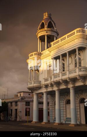 Cuba, Cienfuegos, Casa de la Cultura Benjamin Duarte - ehemalige Palacio de Ferrer (1918) Stockfoto