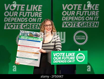 North Queensferry, Schottland, Großbritannien. 26. März 2021. IM BILD: Lorna Slater - Co-Vorsitzende der Scottish Green Party. Die schottischen Grünen werden heute den Beginn ihrer Parteikonferenz mit der Enthüllung einer ‘Report Card' zum Ende der Amtszeit markieren, die die Leistungen der Partei während der letzten Legislaturperiode hervorhebt. Quelle: Colin Fisher/Alamy Live News Stockfoto