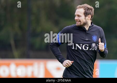 ZEIST, NIEDERLANDE - MÄRZ 26: Daley Blind von Holland während der Niederländischen Trainings- & Pressekonferenz auf dem KNVB Campus am 26. März 2021 in Zeist, Ne Stockfoto