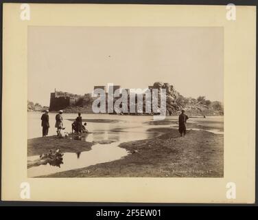 Gruppe am Ufer des Flusses. G. Lekegian (Französisch, aktiv Paris, Frankreich und Ägypten 1870s - 1890s) Stockfoto