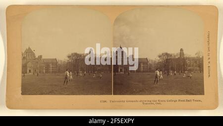 Universität Gelände zeigt die Knox College Foot-Ball Team, Toronto, Ont.. Benjamin West Kilburn (Amerikanisch, 1827 - 1909) Stockfoto