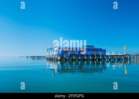 L'AVI Agusti Mussel Farm, Sant Carles de la Rapita Village, der Naturpark Ebre Delta, Terres de l'Ebre, Tarragona, Katalonien, Spanien Stockfoto