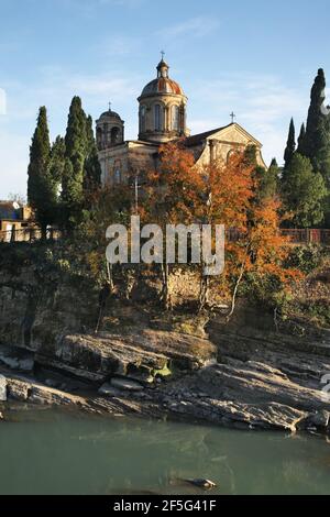 Khareba - Georgische Orthodoxe Kirche der Verkündigung - ehemalige katholische Kirche in Kutaissi. Imereti Provinz. Georgien Stockfoto