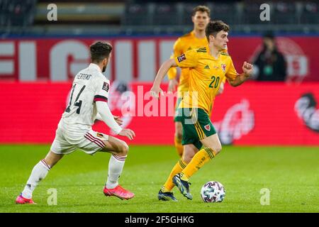LEUVEN, BELGIEN - MÄRZ 24: Dries Mertens aus Belgien und Daniel James aus Wales während des WM-Qualifikationsspiel zwischen Belgien und Wales in Den D Stockfoto