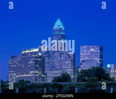 2003 HISTORISCHE DOWNTOWN SKYLINE CHARLOTTE MACKLENBURG COUNTY NORTH CAROLINA USA Stockfoto