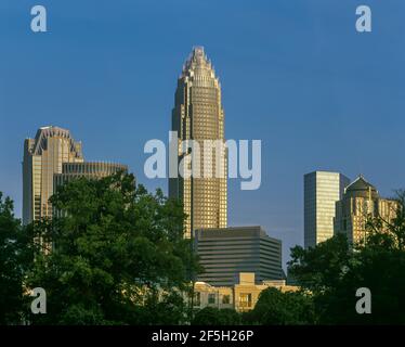 2003 HISTORISCHE DOWNTOWN SKYLINE CHARLOTTE MACKLENBURG COUNTY NORTH CAROLINA USA Stockfoto